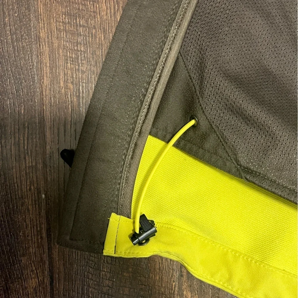 The North Face Men Soft Shell Flashdry Jacket Size Large Color Yellow/Brown Trim